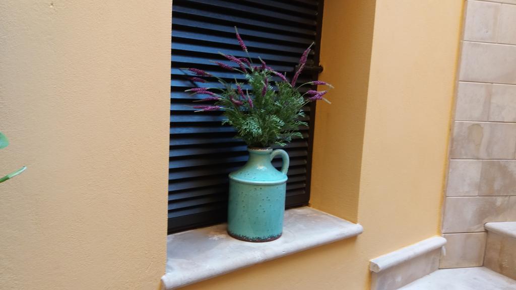 Mishalay Apartment Syracuse Buitenkant foto